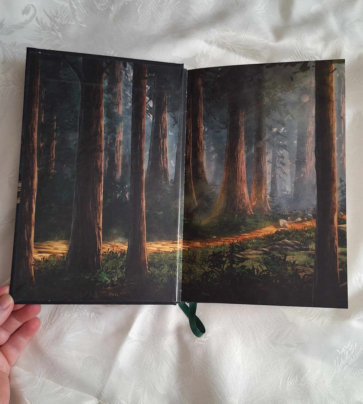 Fairest Hunter Special Edition decorative forest endpapers